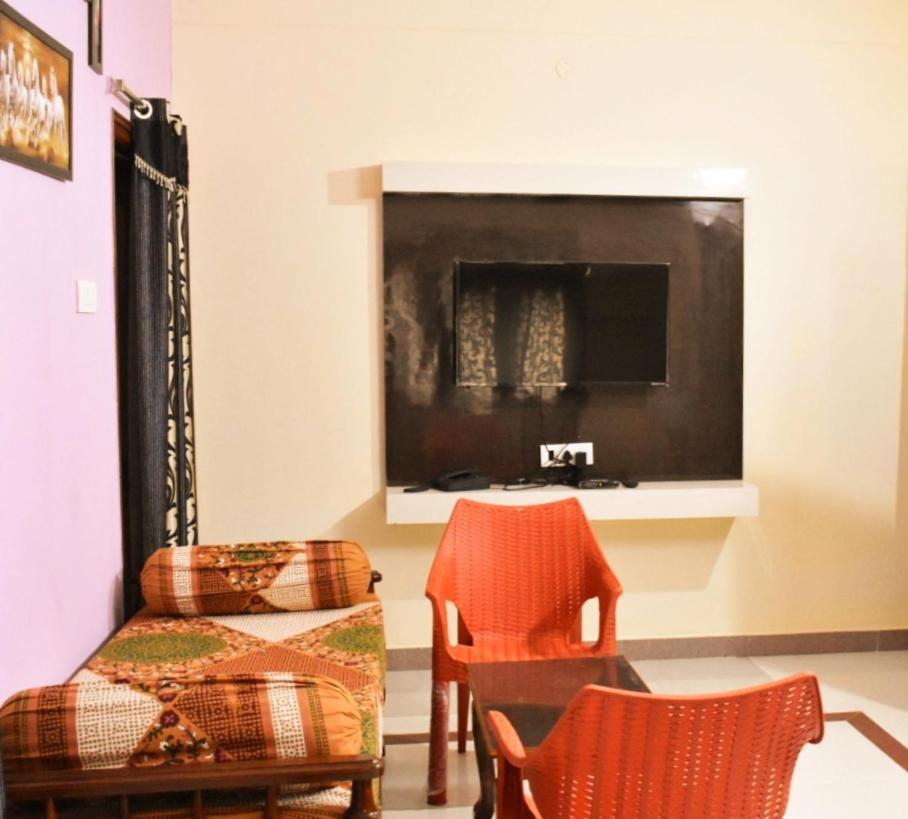 Sannidhi Service Apartments Tirupati Exterior foto